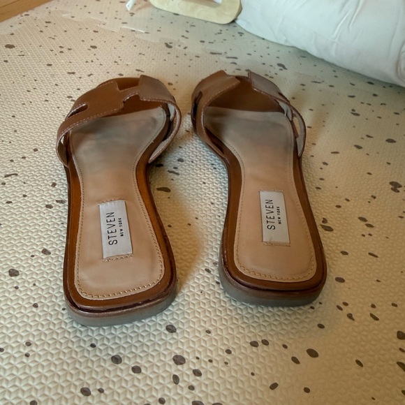 Steve Madden Hadyn Sandal - Picture 5 of 6
